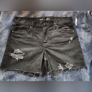 Sloucy fit black shorts